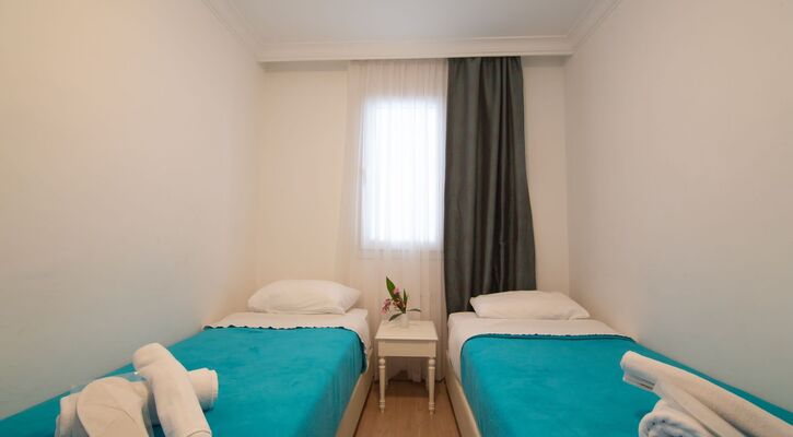 Mos Otel Çeşme
